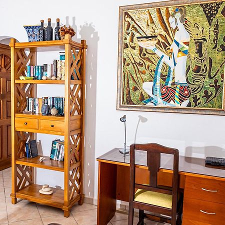 Bottle Palm Villa Victoria Εξωτερικό φωτογραφία