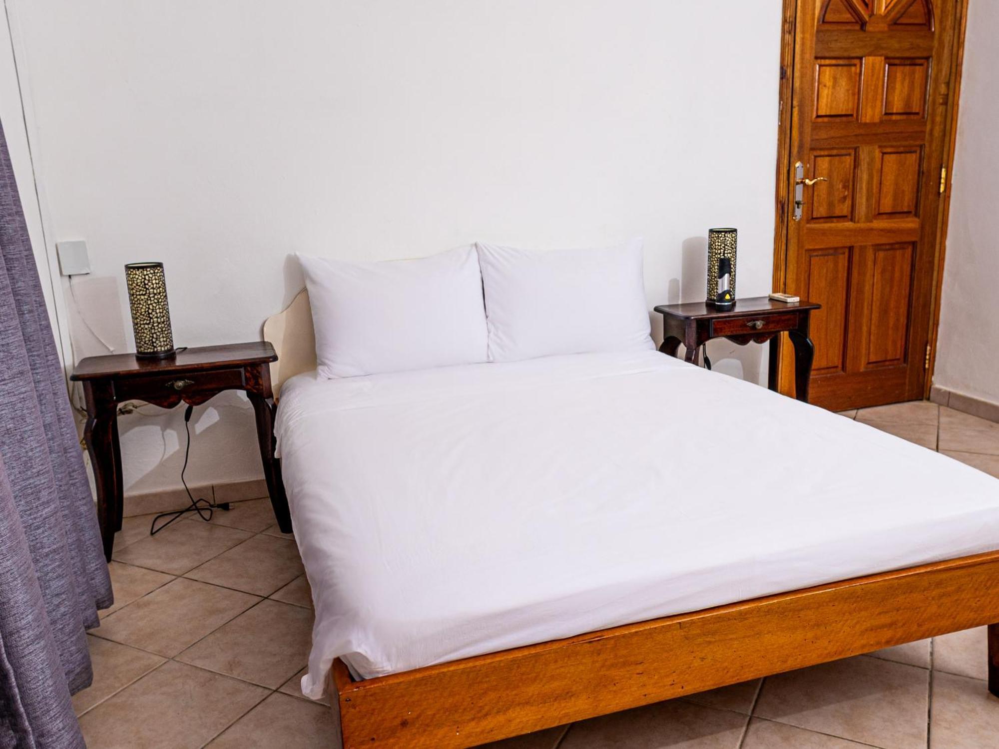 Bottle Palm Villa Victoria Εξωτερικό φωτογραφία