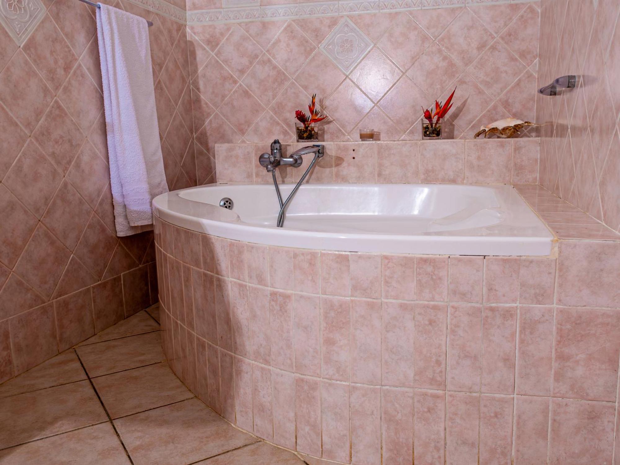 Bottle Palm Villa Victoria Εξωτερικό φωτογραφία